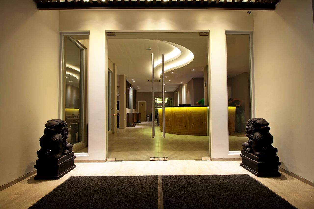 Vinotel Cirebon Dış mekan fotoğraf